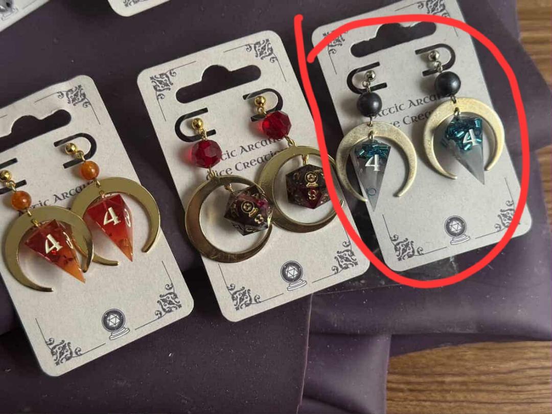 Custom order for Aki